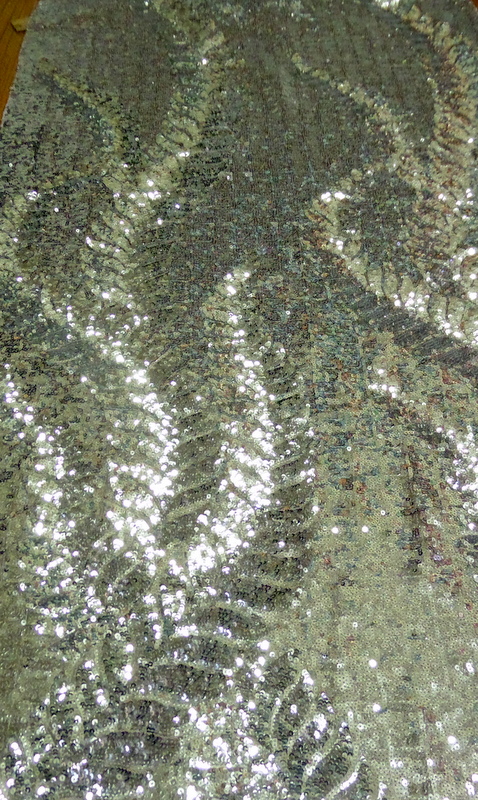 4.Silver-Silver Fern Sequins